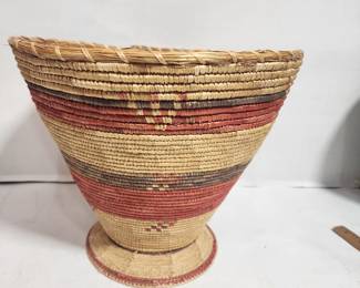ANTIQUE BASKET