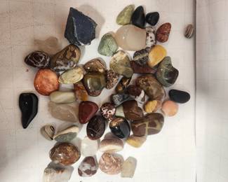 POLISHED STONES