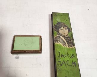 LIGHT UP COMPACT AND TIN