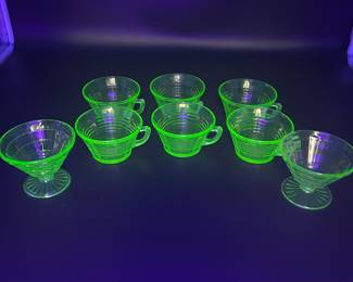 Depression glass Vaseline glass