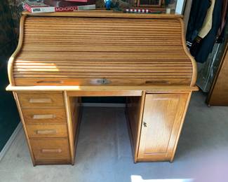 Smaller scale roll-top desk. Always wanted a roll-top desk but didn’t have the space? Here it is…all the beauty without the size.