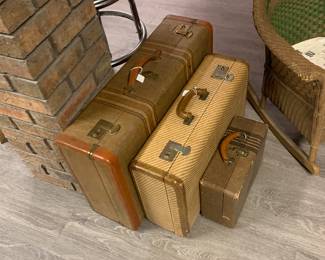 Vintage suitcase for when you don’t want to go anywhere….perfect decor pcs for your “stay-cation”!