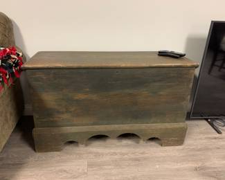 Wonderful antique/primitive blanket chest. Back leg needs a small bit of work. Excellent paint patina!