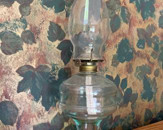 Oil lamp collectible