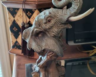 Elephant
