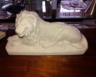 Mottahedeh ceramic lion