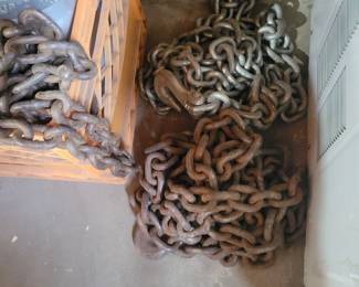 Heavy duty chains