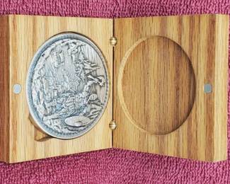 5 Troy Oz .999 Fine Silver Norseman Round in Wood Box Beautiful!