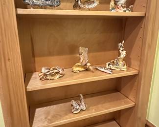 Collection of oyster art by Ouida