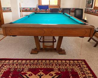 Antique pool table 1/2 slate
Will need to come down 2 flights of stairs and be professionally moved by movers