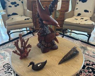 Coffee table iron and wood with some wonderful decorative items