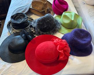 Assorted Vintage Hats Lot