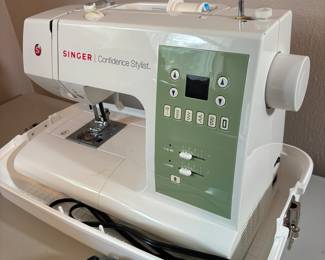 Singer Confidence Stylist Sewing Machine with Protective Case
