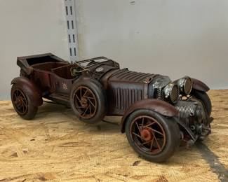 1928 Vintage Car Model