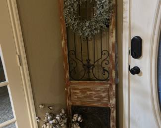 Decor anyone?