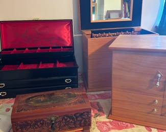 Jewelry boxes