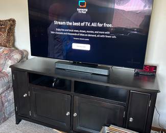 Samsung Smart TV 55”, tv console cabinet, Bose TV speaker, records
