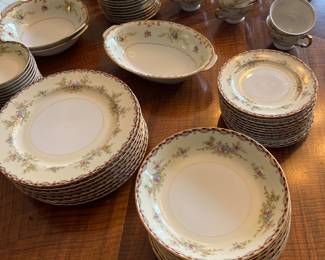 78 pieces of hand painted china by Meito of Japan