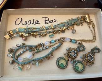 AYALA BAR JEWELRY SET