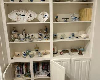 A nice variety of knickknacks