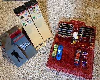 Tech Deck mini skateboard set