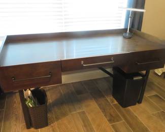 Urban style desk