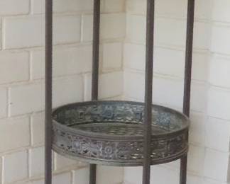 Plant etagere