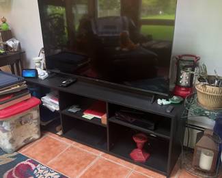Two really nice Television Sets Flat Screen