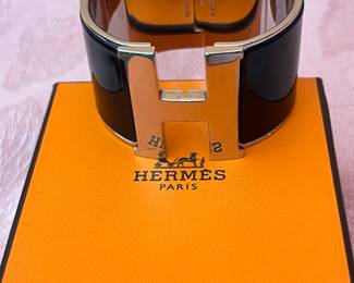 A classic Hermes H Cuff with box !