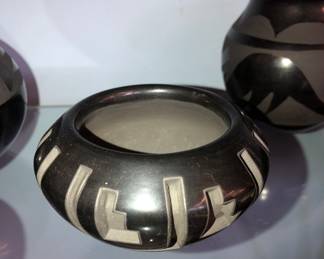 Effie Garcia, Santa Clara black pottery 4” w x 2.4” h
