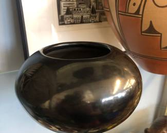 Maria Poveka Martinez, San Ildefonzo black pottery jar 5.5” w x 3”