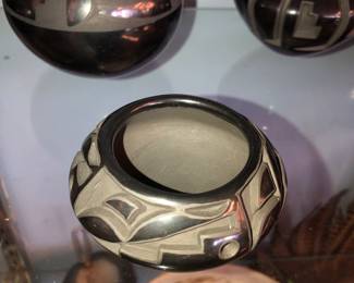 Marie Suazo, Santa Clara black pottery 4 3/4” w x 3” h