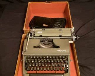 Antique Type Writer