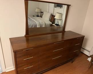 Kent Coffey - Tableau Dresser