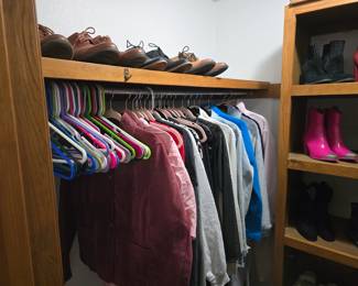 Men’s and Women’s Clothes
Women’s Size Small
Men’s large and extra large