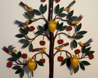141 MetalBirdsInaTreeWallHanging