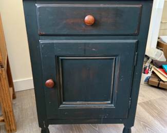 135 LexingtonDistressedFarmhouseStyleCabinetNightstand