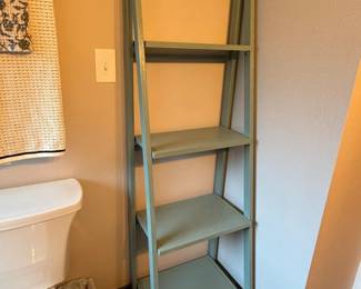 240 GreenCollapsibleShelving