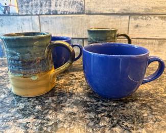 205 PotteryMugsCappuccinos