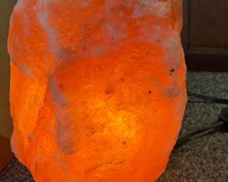 169 LargeLightedSaltLamp