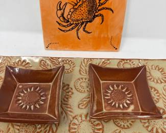 68 GlazedPotteryTraySmallDisheswithCrabTrivet