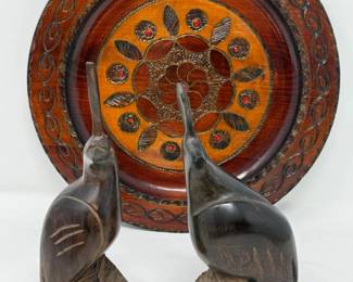 29 VintageIronWoodQuailHandCarvedPlate