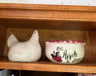 Ceramic hen, Apple bowl