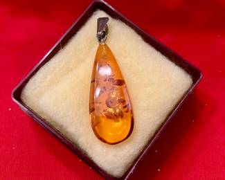 Amber pendant