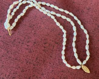 Vintage 3 strand freshwater peal bracelet with 14k gold clasp