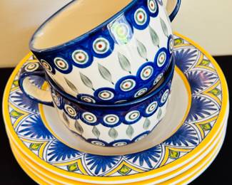 Hand Painted Polish Pottery, "Ceasca Pentru Cafea Cu Farfurie Peacock Eyes"