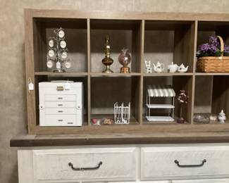 Jewelry box, assorted Knick knacks