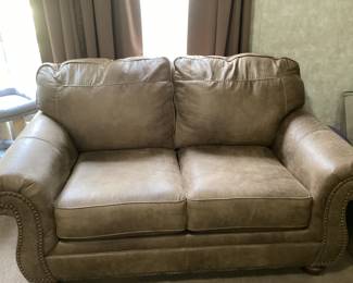 Love seat