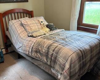 Twin size adjustable bed