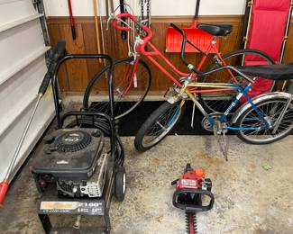 Power washer ~ 2 bikes